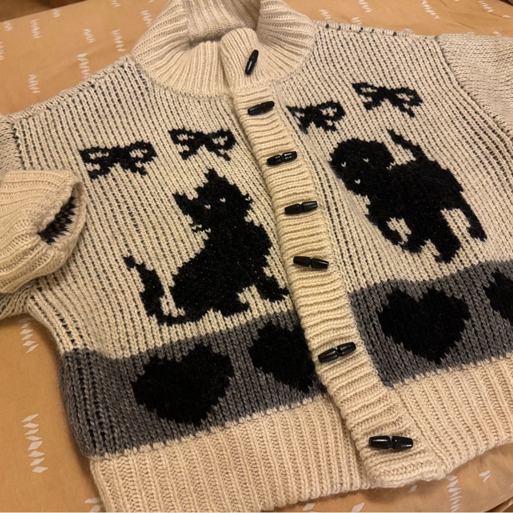 Women's Black and Cream Cat Pattern Sweater - Picture 3 of 3